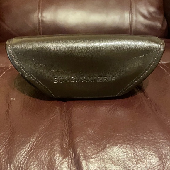 Black BCBG Max Azria sunglasses w/ red accents - Picture 3 of 16